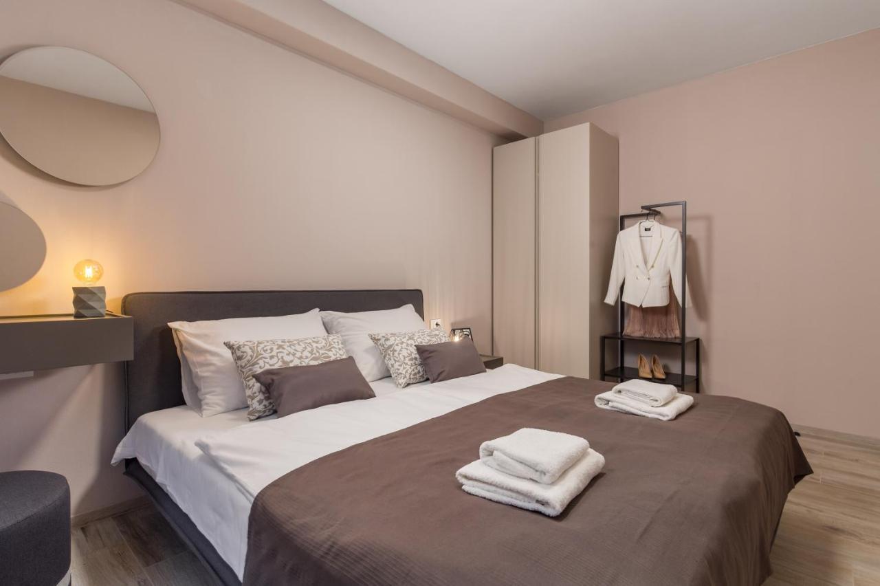 Apartment Nensi Pjescana Uvala Dış mekan fotoğraf