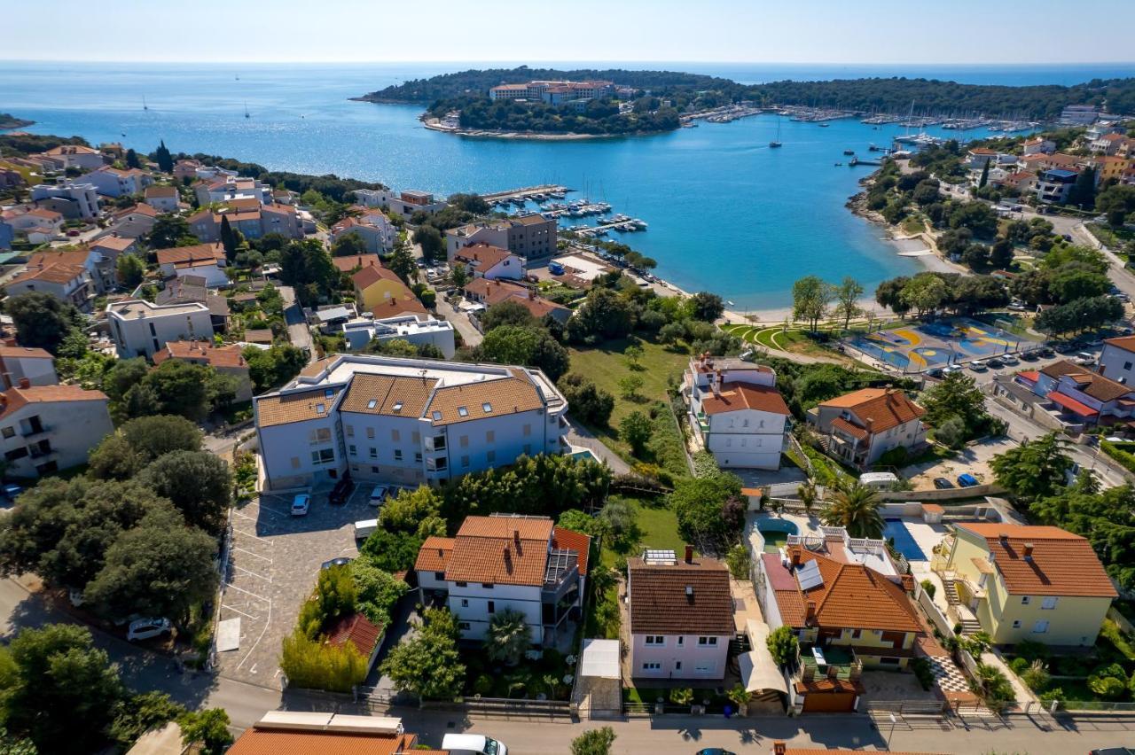 Apartment Nensi Pjescana Uvala Dış mekan fotoğraf